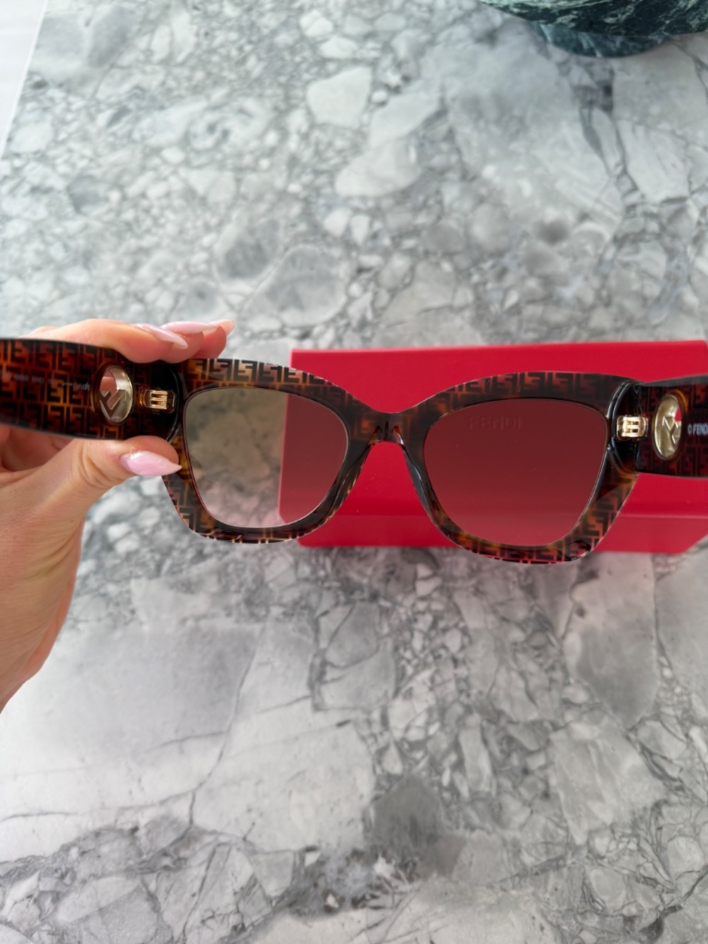 Fendi Monogram Sunglasses - Picture 5 of 8